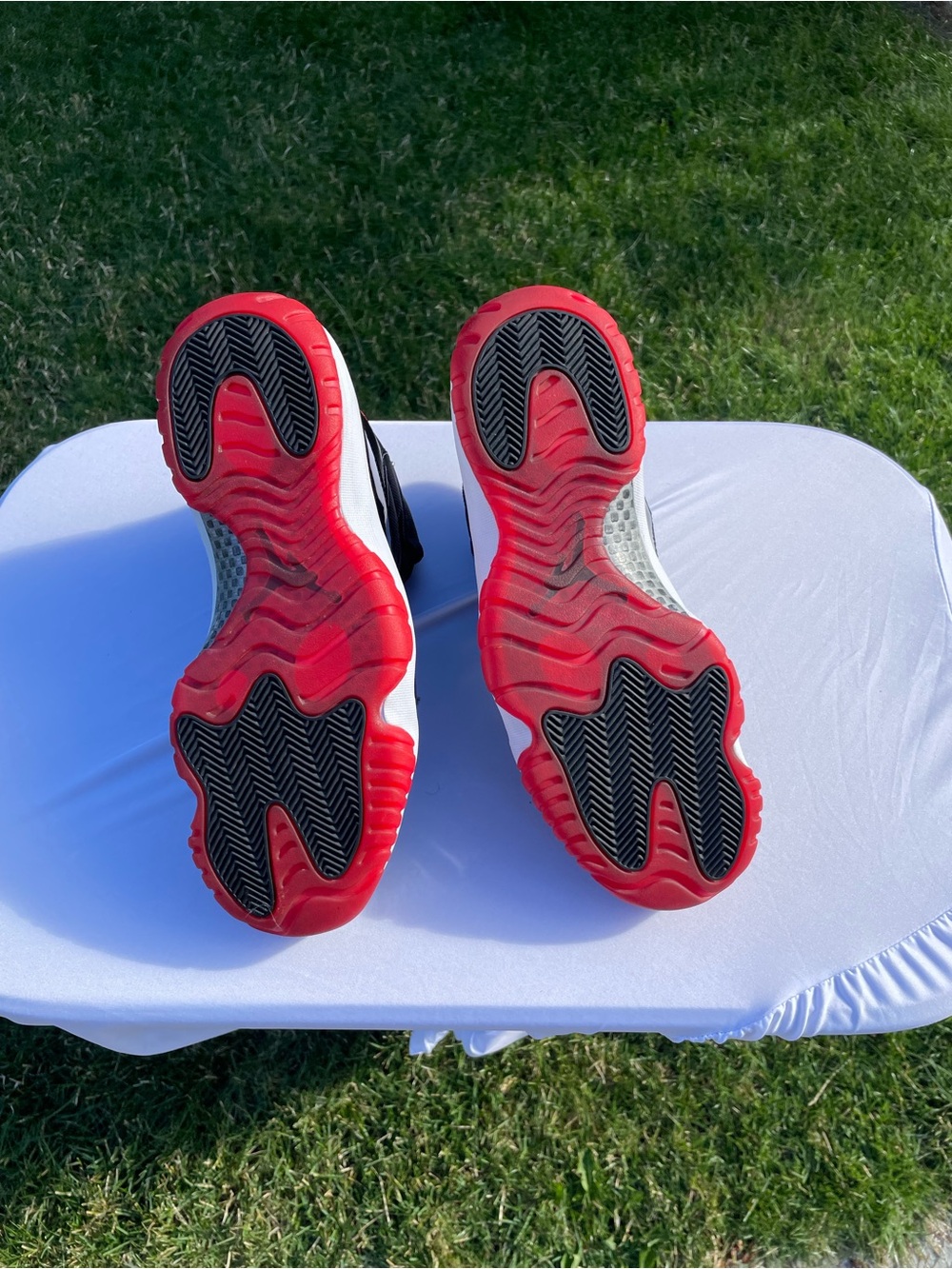 Jordan 11 bred (2012) size 11 OG box and inserts. - Picture 5 of 9